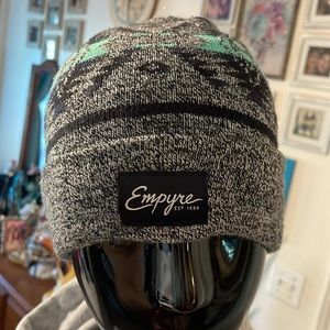 EMPYRE Beanie One size Without Pom Pom
